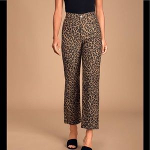Levi's Ribcage Leopard Print Corduroy Jeans!